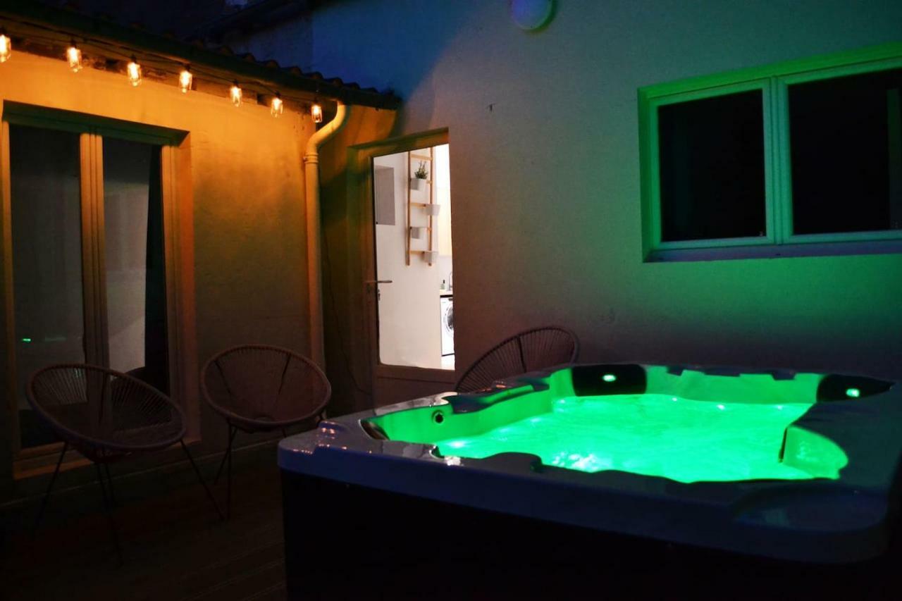 An Authentic Experience With Spa In The Center Πουατιέ Εξωτερικό φωτογραφία